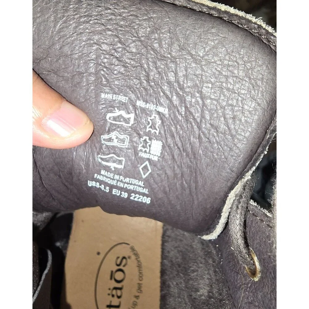 Taos Women Main Street ankle boots featuring Leather uppers size 8-8.5